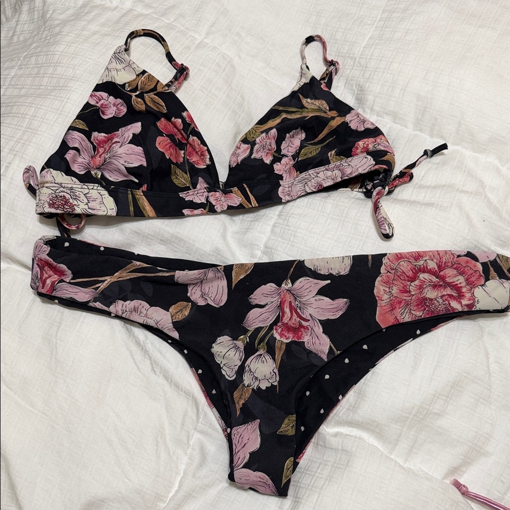 Billabong Bikini Set